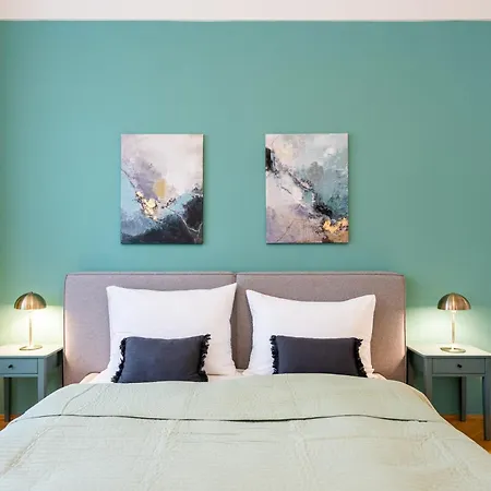Luxury Retreat By Charles Bridge Apartment Prague Exterior photo