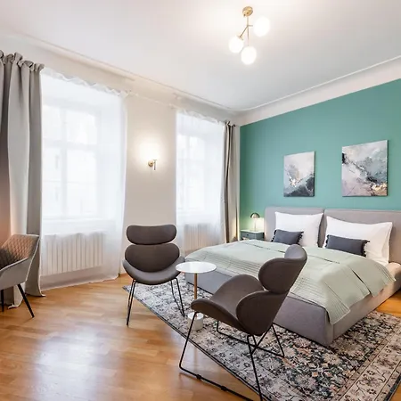 Luxury Retreat By Charles Bridge Apartment Prague Exterior photo